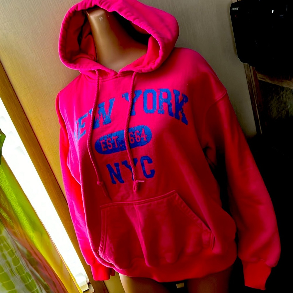 Hootie Sweatshirt New york Medium.   P577